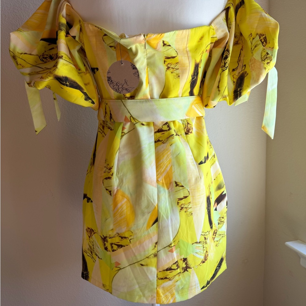 Tea n Cup Bright Yellow Satin Dress - Picture 3 of 3
